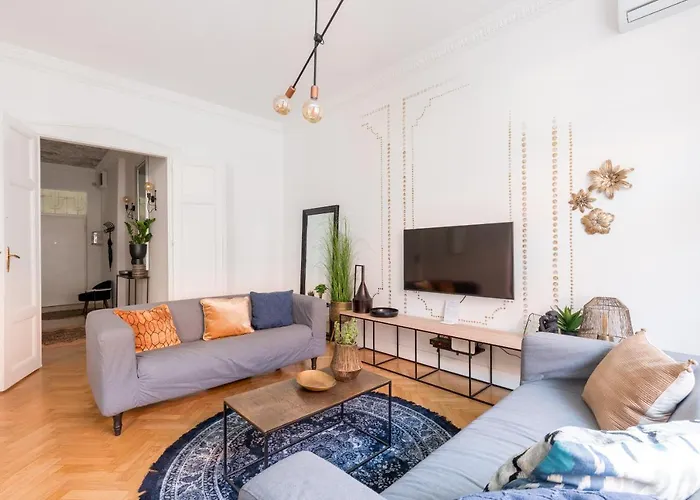 Appartement Style & Harmony In The Absolute Center Of Budapest